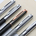 Pen bola de fibra de carbono de oro rosa de lujo de alta calidad bolígrafo lápiz de logotipo personalizado para regalo